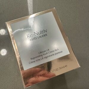 Estée Lauder Renutriv ultimate lifting rich cream